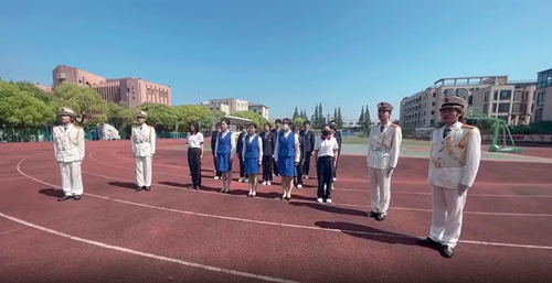 我們正青春，一起向未來！